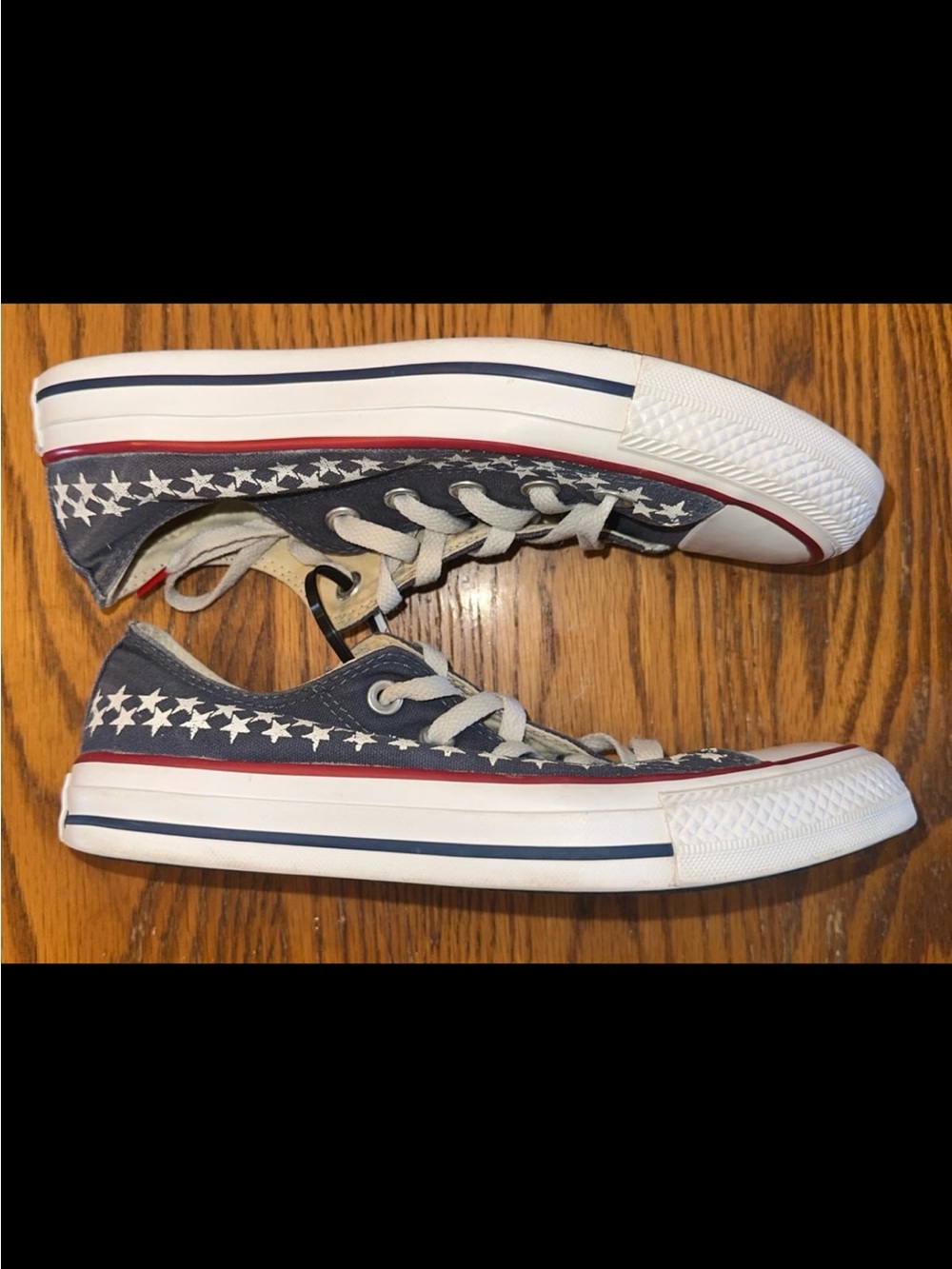 Converse red white and blue low top shoes size womens 8 - Picture 2 of 5